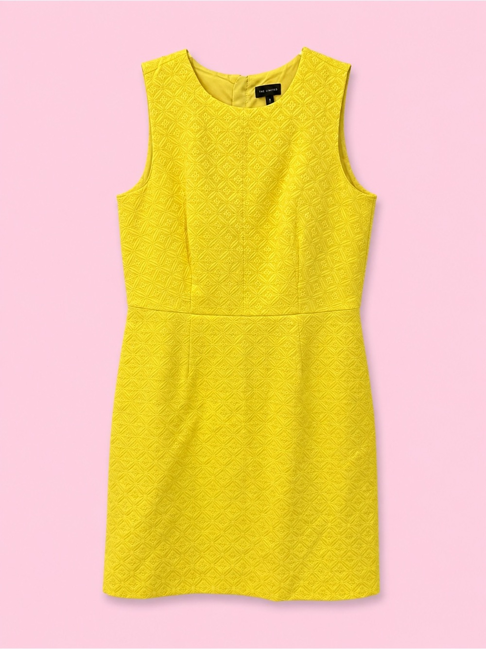 Sleeveless Textured Yellow Shift Dress. Size 8. Excellent condition!